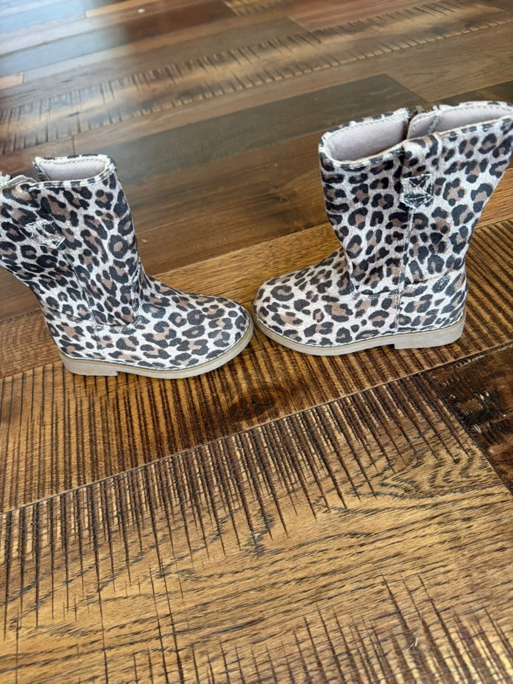 Tucker + Tate never worn